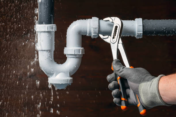 Professional Leak Detection technician working in Swannanoa, NC